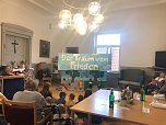 freudige &Uuml;berraschungen sowohl f&uuml;r die Kinder des  Kinderhauses in Gr&uuml;ningen, als auch f&uuml;r die Bewohner des Pflegeheimes Schloss  Sophie von K&uuml;hn und die G&auml;ste der Kurzzeitpflege St. Anna in Wei&szlig;ensee (Foto: Novalis Diakonie)