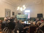 freudige &Uuml;berraschungen sowohl f&uuml;r die Kinder des  Kinderhauses in Gr&uuml;ningen, als auch f&uuml;r die Bewohner des Pflegeheimes Schloss  Sophie von K&uuml;hn und die G&auml;ste der Kurzzeitpflege St. Anna in Wei&szlig;ensee (Foto: Novalis Diakonie)