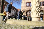 Gedenken vor dem Rathaus (Foto: agl)
