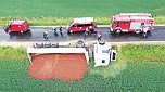 Unfall mit umgekipptem Sattelzug (Foto: S.Dietzel)