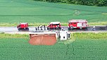 Unfall mit umgekipptem Sattelzug (Foto: S.Dietzel)