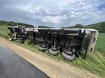 Unfall mit umgekipptem Sattelzug (Foto: S.Dietzel)