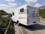 Unfall auf der Autobahn (Foto: Feuerwehr/Silvio Dietzel )
