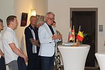Vernissage zu "Impressionen aus den Partnerst&auml;dten" (Foto: Eva Maria Wiegand)
