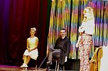 Theatergruppe des Salza-Gymnasiums feierte umjubelte Premiere mit ihren St&uuml;ck Alice im ANDERLAND, frei nach Lewis Carrol. (Foto: Eva Maria Wiegand)