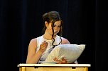 Theatergruppe des Salza-Gymnasiums feierte umjubelte Premiere mit ihren St&uuml;ck Alice im ANDERLAND, frei nach Lewis Carrol. (Foto: Eva Maria Wiegand)