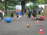 Bewegungsreicher Kinderaktivtag zum Brunnenfest (Foto: Markus Fromm) Bewegungsreicher Kinderaktivtag zum Brunnenfest (Foto: Markus Fromm)