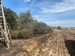 Feuer in der Goldenen Aue (Foto: Die am Einsatz beteiligten Feuerwehren)
