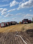 Feuer in der Goldenen Aue (Foto: Die am Einsatz beteiligten Feuerwehren)