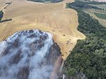 Feuer in der Goldenen Aue (Foto: Die am Einsatz beteiligten Feuerwehren)