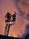 Gro&szlig;brand am Abend in Oberdorla (Foto: privat)