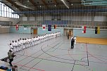 Internationales Karate-Training in der Wiedigsburg-Halle (Foto: agl) Internationales Karate-Training in der Wiedigsburg-Halle (Foto: agl)