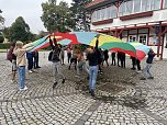 Am Herder-Gymnasium hat man die Neuzugänge herzlich willkommen geheißen (Foto: Heike Roeder) Am Herder-Gymnasium hat man die Neuzugänge herzlich willkommen geheißen (Foto: Heike Roeder)