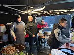 Weihnachtsmarkt im Pfarrgarten (Foto: S. Dietzel) Weihnachtsmarkt im Pfarrgarten (Foto: S. Dietzel)