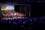 Das Benefizkonzert im Theater brachte &uuml;ber 10.000 Euro Spenden f&uuml;r Windehausen zusammen (Foto: Renate Liedtke)