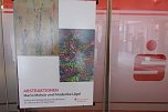 "Abstraktionen" in der Kreissparkasse (Foto: Hans Georg Backhaus)