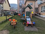 Gro&szlig;e Freude &uuml;ber das neue Spielger&auml;t herrschte bei den Bebraspatzen (Foto: Janine Skara)