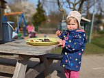 Gro&szlig;e Freude &uuml;ber das neue Spielger&auml;t herrschte bei den Bebraspatzen (Foto: Janine Skara)