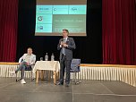 Szenen einer kontroversen Fragestunde (Foto: oas)