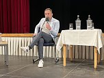 Szenen einer kontroversen Fragestunde (Foto: oas)