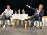 Szenen einer kontroversen Fragestunde (Foto: oas)