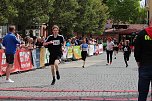 Eintausend L&auml;uferinnen und L&auml;ufer beteiligten sich am 3T&uuml;rmelauf in Bad Langensalza 2024 (Foto: Eva Maria Wiegand)
