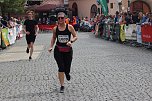 Eintausend L&auml;uferinnen und L&auml;ufer beteiligten sich am 3T&uuml;rmelauf in Bad Langensalza 2024 (Foto: Eva Maria Wiegand)