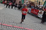 Eintausend L&auml;uferinnen und L&auml;ufer beteiligten sich am 3T&uuml;rmelauf in Bad Langensalza 2024 (Foto: Eva Maria Wiegand)