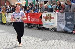 Eintausend L&auml;uferinnen und L&auml;ufer beteiligten sich am 3T&uuml;rmelauf in Bad Langensalza 2024 (Foto: Eva Maria Wiegand)