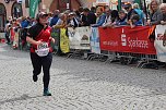 Eintausend L&auml;uferinnen und L&auml;ufer beteiligten sich am 3T&uuml;rmelauf in Bad Langensalza 2024 (Foto: Eva Maria Wiegand)