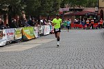 Eintausend L&auml;uferinnen und L&auml;ufer beteiligten sich am 3T&uuml;rmelauf in Bad Langensalza 2024 (Foto: Eva Maria Wiegand)