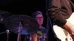Jazz im Zelt mit dem OZ NOY TRIO (Foto: Holger Gonska)