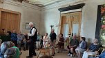 Ausverkaufte Premiere der "Silberdisteln" in der Villa Hohenrode (Foto: Sabine Schr&ouml;der)