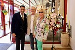 Er&ouml;ffnungsfeier mit geladenen G&auml;sten im Punjabi Bad&acute;sha (Foto: Eva Maria Wiegand)