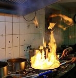 Er&ouml;ffnungsfeier mit geladenen G&auml;sten im Punjabi Bad&acute;sha (Foto: Eva Maria Wiegand)