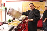 Er&ouml;ffnungsfeier mit geladenen G&auml;sten im Punjabi Bad&acute;sha (Foto: Eva Maria Wiegand)