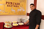 Er&ouml;ffnungsfeier mit geladenen G&auml;sten im Punjabi Bad&acute;sha (Foto: Eva Maria Wiegand)