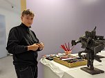 Die Sch&uuml;lerinnen und Sch&uuml;ler der Regelschule am Franzberg durften die Werke von Heinz Scharr eigenst&auml;ndig interpretieren (Foto: Janine Skara)