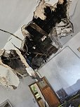 Zwei Br&auml;nde am selben Haus (Foto: S. Dietzel)
