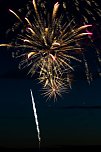 Feuerwerk zum Brunnenfest 2024 (Foto: Michael Osinzew)