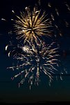 Feuerwerk zum Brunnenfest 2024 (Foto: Michael Osinzew)