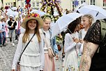Gro&szlig;er festlicher Umzug zum 211. Brunnenfest in Bad Langensalza (Foto: Eva Maria Wiegand)