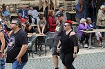 211. Brunnenfestumzug in Bad Langensalza mit vielen fr&ouml;hlichen Akteuren (Foto: Eva Maria Wiegand)
