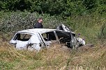Ein ausgebrannter Wagen mit einer Leiche wurde heute bei Nordhausen gefunden (Foto: S.Dietzel)