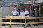 Festakt, Richtfest, Sommerparty - an der Oberstufe des Humboldt-Gymnasiums gab es heute volles Programm (Foto: agl)