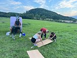 Ein M&auml;rchenschloss aus Stroh in Gro&szlig;lohra (Foto: Emma Grabe)