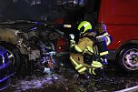 In Nordhausen mussten in der Nacht brennende Fahrzeuge gel&ouml;scht werden (Foto: S. Dietzel)