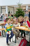 Weihnachtsbau in der Skoda-Autowelt geschm&uuml;ckt (Foto: AHP)