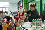 Weihnachtsbau in der Skoda-Autowelt geschm&uuml;ckt (Foto: AHP)