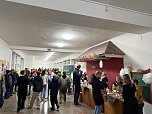 Weihnachtsmarkt und festliches Programm an der Regelschule Niedersachswerfen (Foto: Tanita Thelemann)